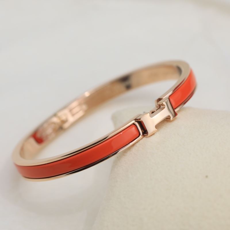 H**mes bracelets